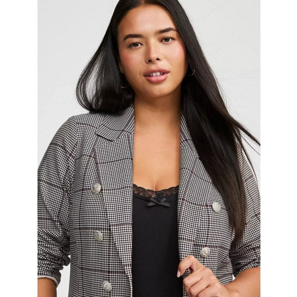 Torrid Ponte Double Breasted Relaxed Blazer - Picture 3 of 11